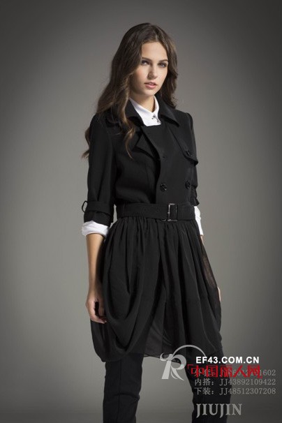 JIUJIN久锦品牌女装  粉碎了时装与休闲装的隔阂