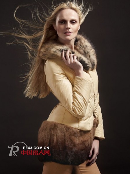 简爱2012秋冬女装 呈现简约优雅绚烂美