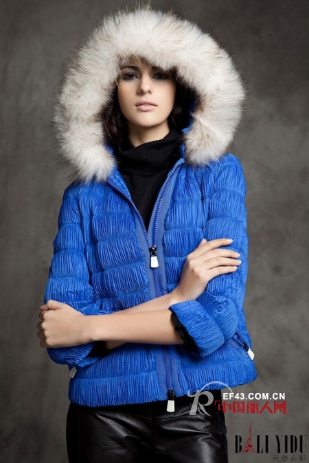 芭藜衣都女装2012冬款 冷色宝蓝高调穿出贵族气