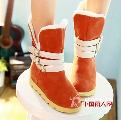最爱雪地靴  超高饱和度“橘色”寒风中也温暖