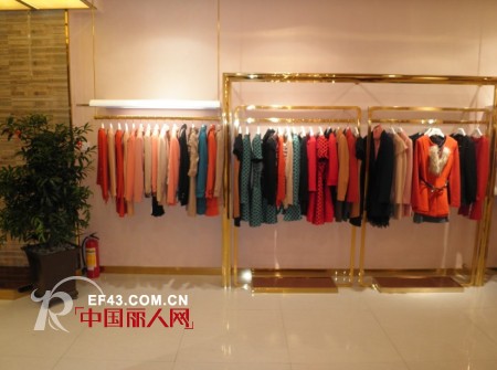 热烈庆祝NE俪思时尚女装深圳华强北专卖店盛大开业