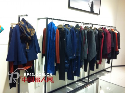 贺奕色品牌女装湖南长沙专卖店隆重开业