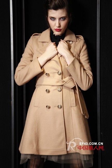 WISDOM&B2012冬装 驼色大衣成就成熟气质