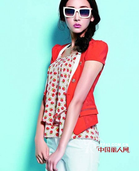 红唇时尚品牌女装2013春夏新品抢先体验