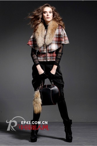 MA&CO2012秋冬女装 简约红白格低调展现优雅之美