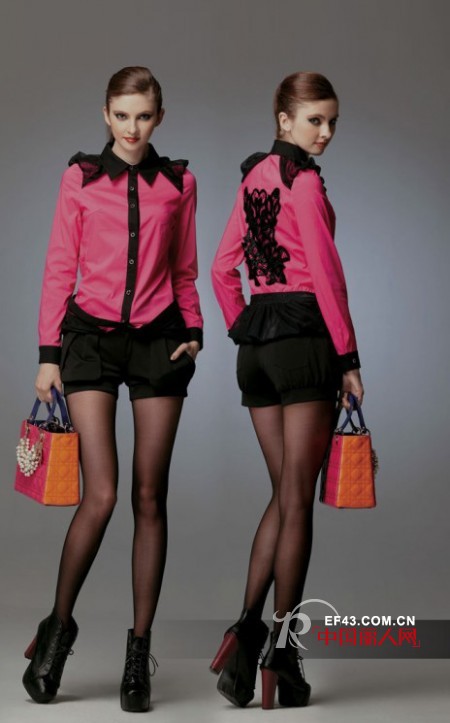 珈姿·莱尔2012秋冬必备打底衫 花小小心思做出大文章