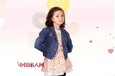 雀太郎童装2013春季新品衔领宝贝进入时尚个性新时代