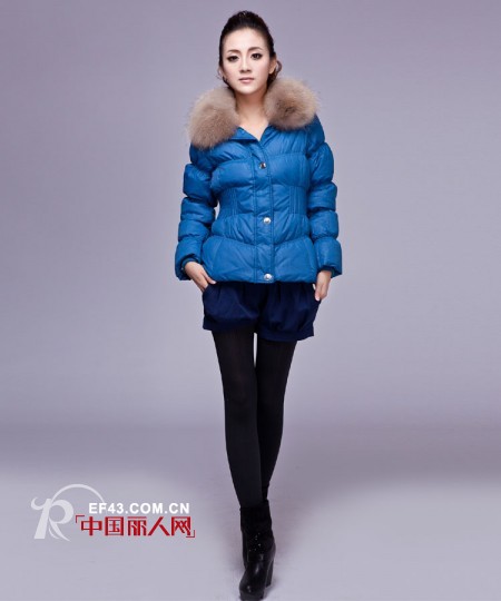 创羽羽绒服2012冬款 为身材娇小MM们带来福音