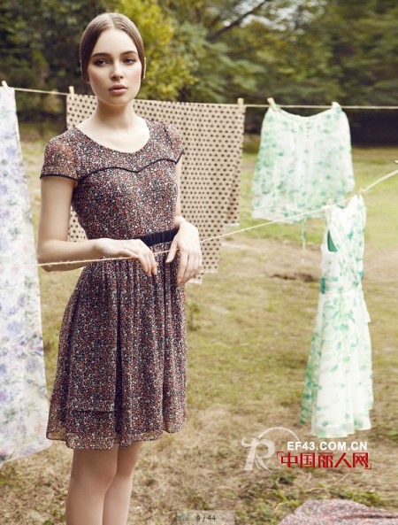 经典故事时尚女装2013年春夏新品全新上市