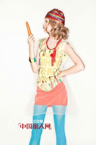 Fiorucci品牌女装打造干练,简洁,优雅的形象