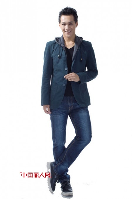 阿柏尼时尚男装 打造英伦轻熟男品位装扮