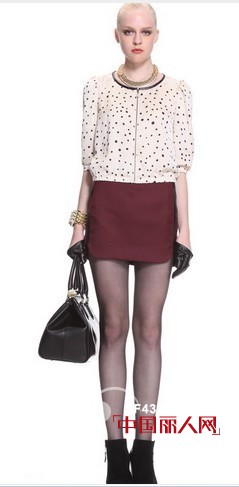 朗诗逸品牌女装  塑造知性优雅女性的全新形象