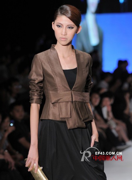 OCEANE时尚女装传世尊贵,简约奢华