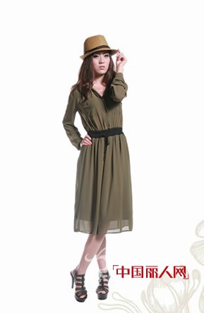 雅庄诺时尚女装  时刻散发女性独特韵味