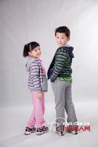 RILIFAMILY时尚童装  流行都市哈韩风