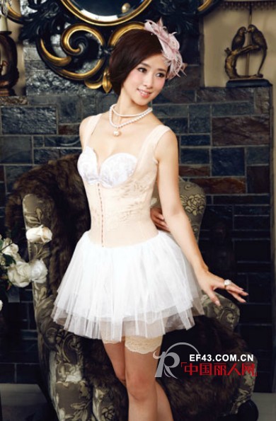 薇妮体雕调整型内衣 穿出性感曲线