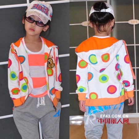 专业韩版童装批发厂家  稻娃童装笑看2012流行趋势