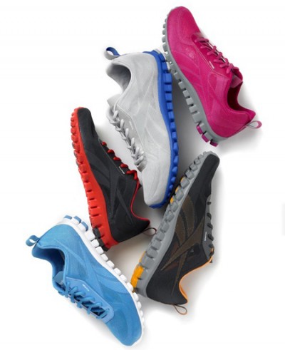 锐步RealFlex运动鞋 尽情感受自由,轻盈地飞奔