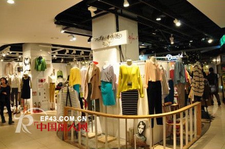 传说中的韩国东大门服装批发市场