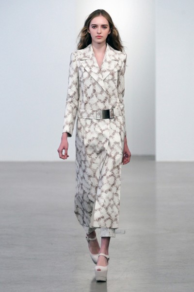 Calvin Klein 女装新品展示美式现代主义