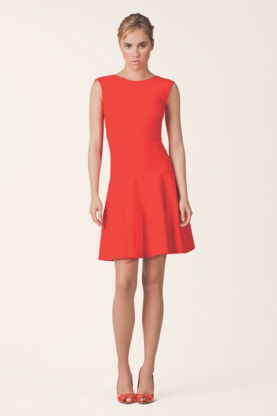 为女性的美丽和舒适而设计--Issa新品女装