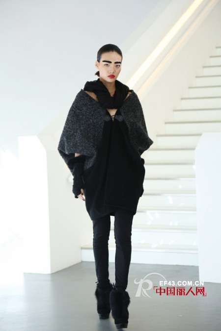 La pargay发布2012冬季女装新品震撼发布 回归简约黑白