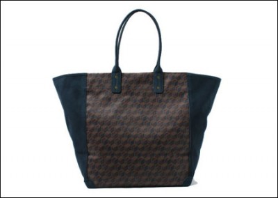 UNDERCOVER品牌 推出朋克精神大包袋