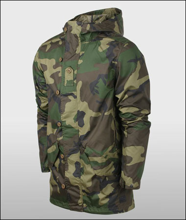 NIKE秋季迷彩款男式冲锋衣 霸气侧漏