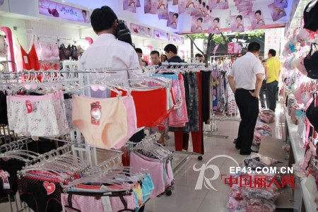 都市恋人坊内衣联合工商等执法部门对伪劣产品进行清查