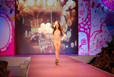 日贝尔(La EIBELLE)内衣2013春夏订货会完美落幕