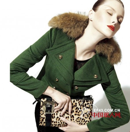 FKA弗卡女装  传达奢华,细致,精装且睿智的时尚态度