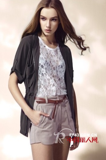 ONLY SIMPLE唯简,让您偶然的忧郁流露出魅力