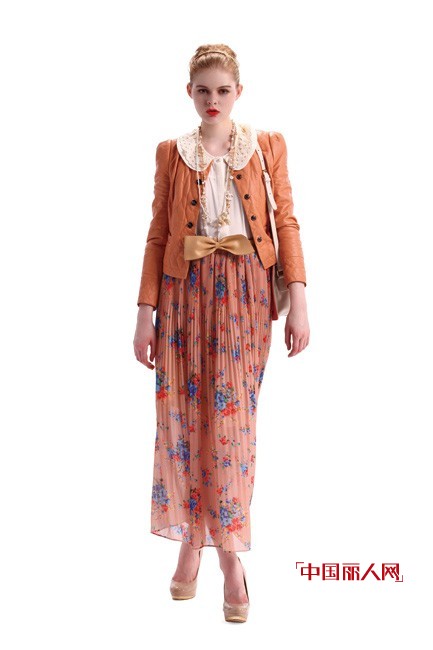 曼娅奴女装 国内女装品牌的时尚代言人