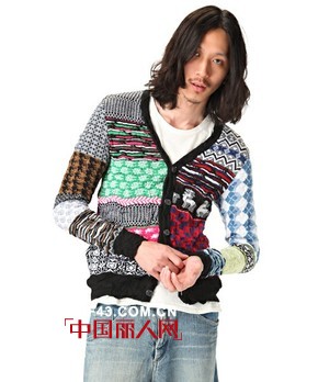 一件抵数件 ANREALAGE线衫强势出击