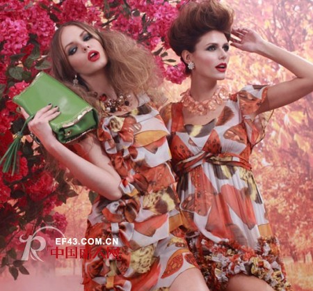 锦衣华庭高端品牌女装 塑造完美着装概念