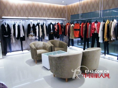 迪斯廷·凯品牌女装成功入驻沈阳市美博时尚品牌广场