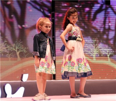 海崴国际潮流童装 绽fun2013春夏新品梦幻发布