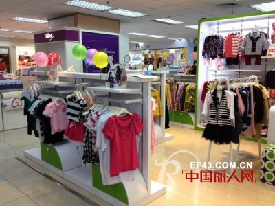 嘟嘟可儿亲子装深圳南山崇尚百货店隆重开业