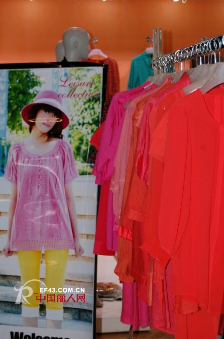 ZEBO雪葆品牌女装隆重亮相2012广州服装节