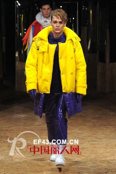 Si Chan趣味服装 Hug ME羽绒系列