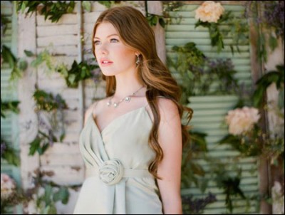 温馨婚纱系列 Ruche品牌2012礼服精选