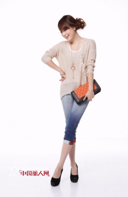 服装开店加盟什么比较好?“红雨竹”品牌女装