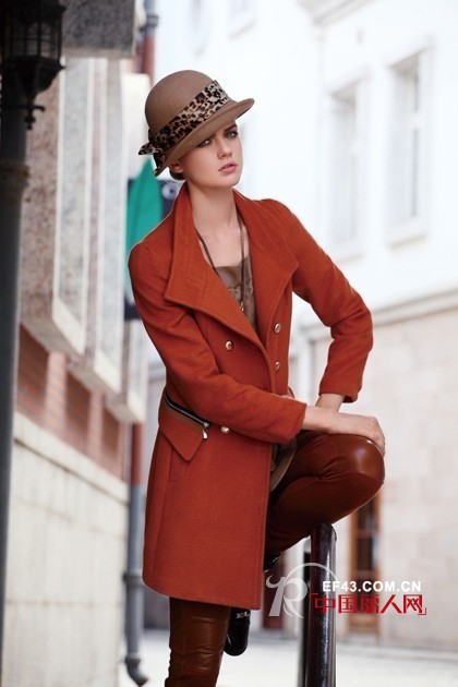 她之曲品牌女装 让女人美丽如花绽放