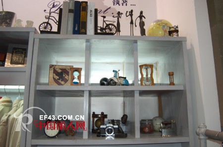 南极格服装（深圳）有限公司亮相2012广州国际服装节