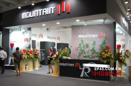 MOUNTAIN山牌服饰成功亮相2012广州国际服装节