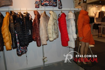 玉莉嘉品牌女装隆重亮相2012广州国际服装节