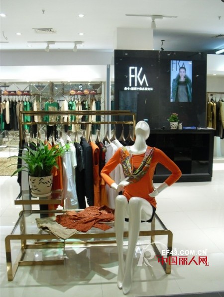 深圳十佳女装品牌FKA弗卡女装成功入驻宜昌大洋百货