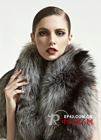 应大皮草彰显奢华雍容 散发独特魅力