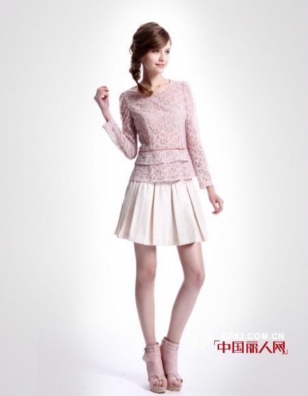 江南人家女装款式多样!追求优雅时尚