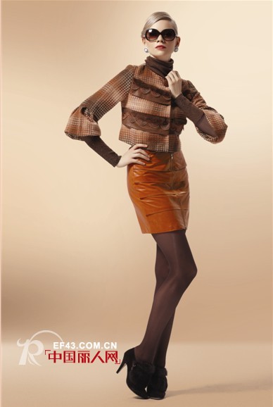 TRUVIV楚薇薇女装   专为柔和优雅,富有爱心的女性存在